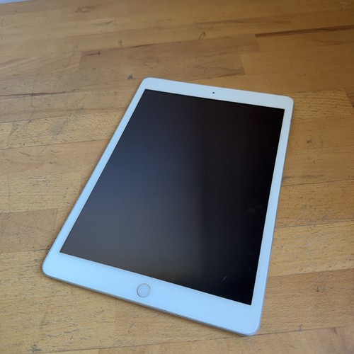 Apple ipad touch - apple, tablet